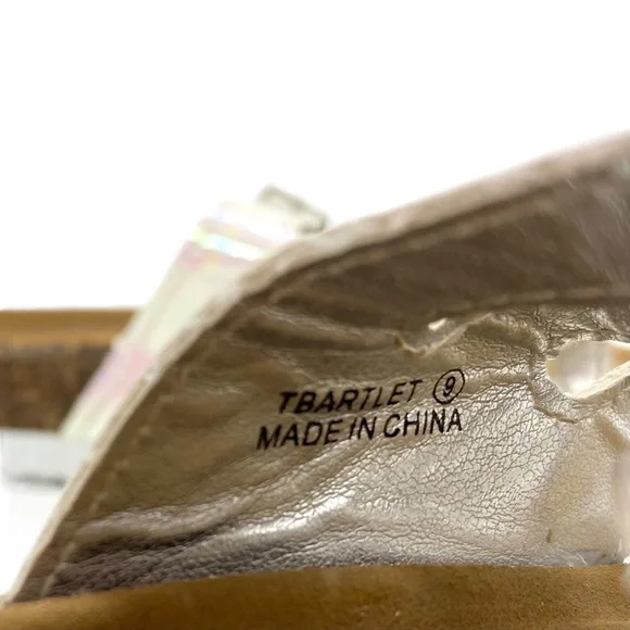 Steven Madden Toddler Beached Sandals Iridescent - Picture 8 of 9